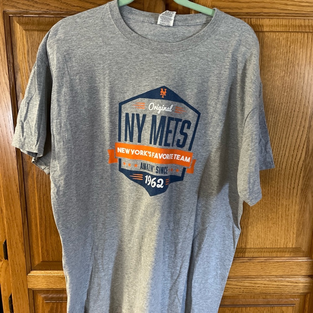 Original NY mets tshirt xl, New York’s Favorite Team